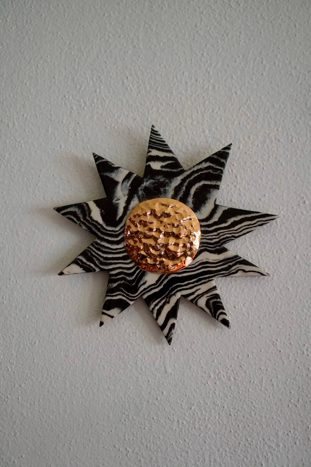 Marbled Wallflower in Carbon No. 3 by Tantri Mustika