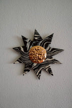 Marbled Wallflower in Carbon No. 3 by Tantri Mustika