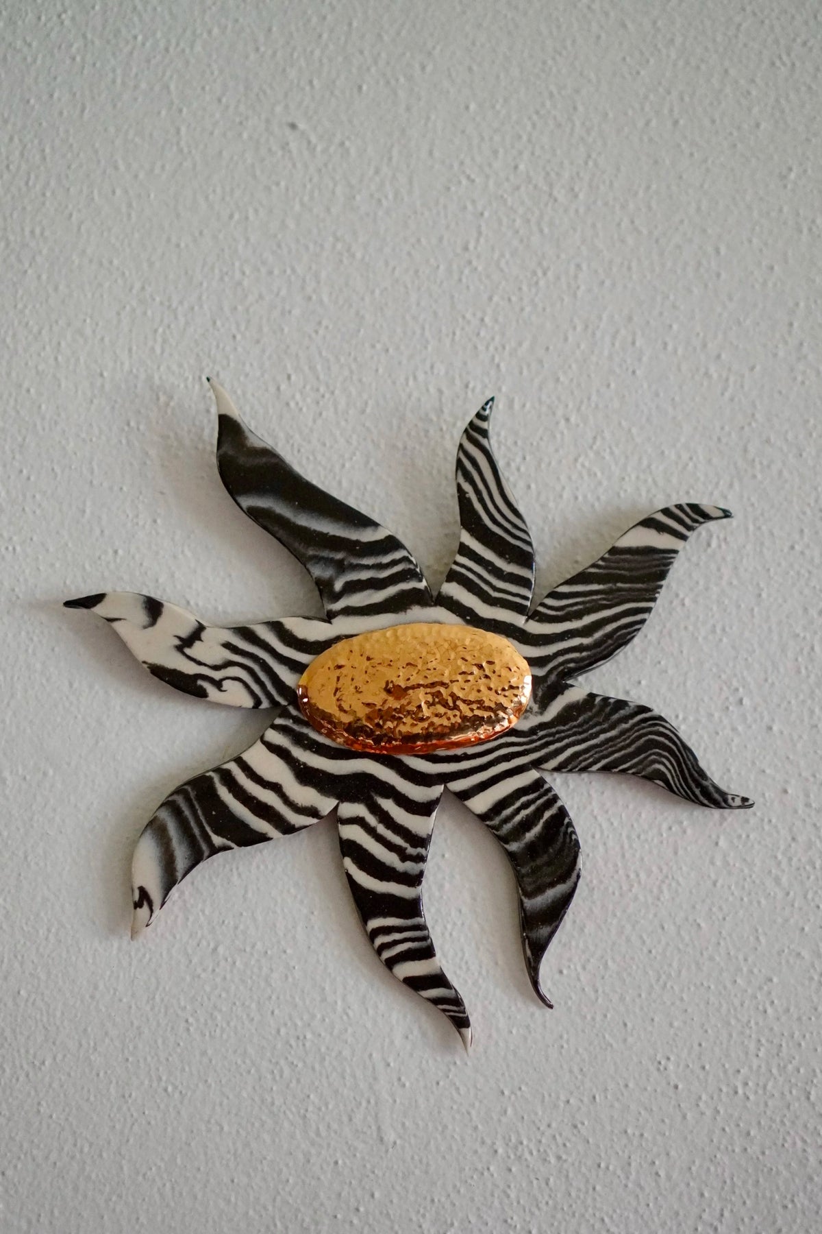 Marbled Wallflower in Carbon No. 2 by Tantri Mustika