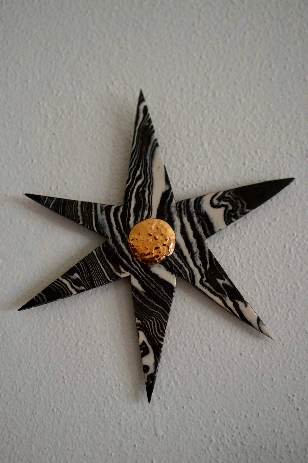 Marbled Wallflower in Carbon No. 1 by Tantri Mustika