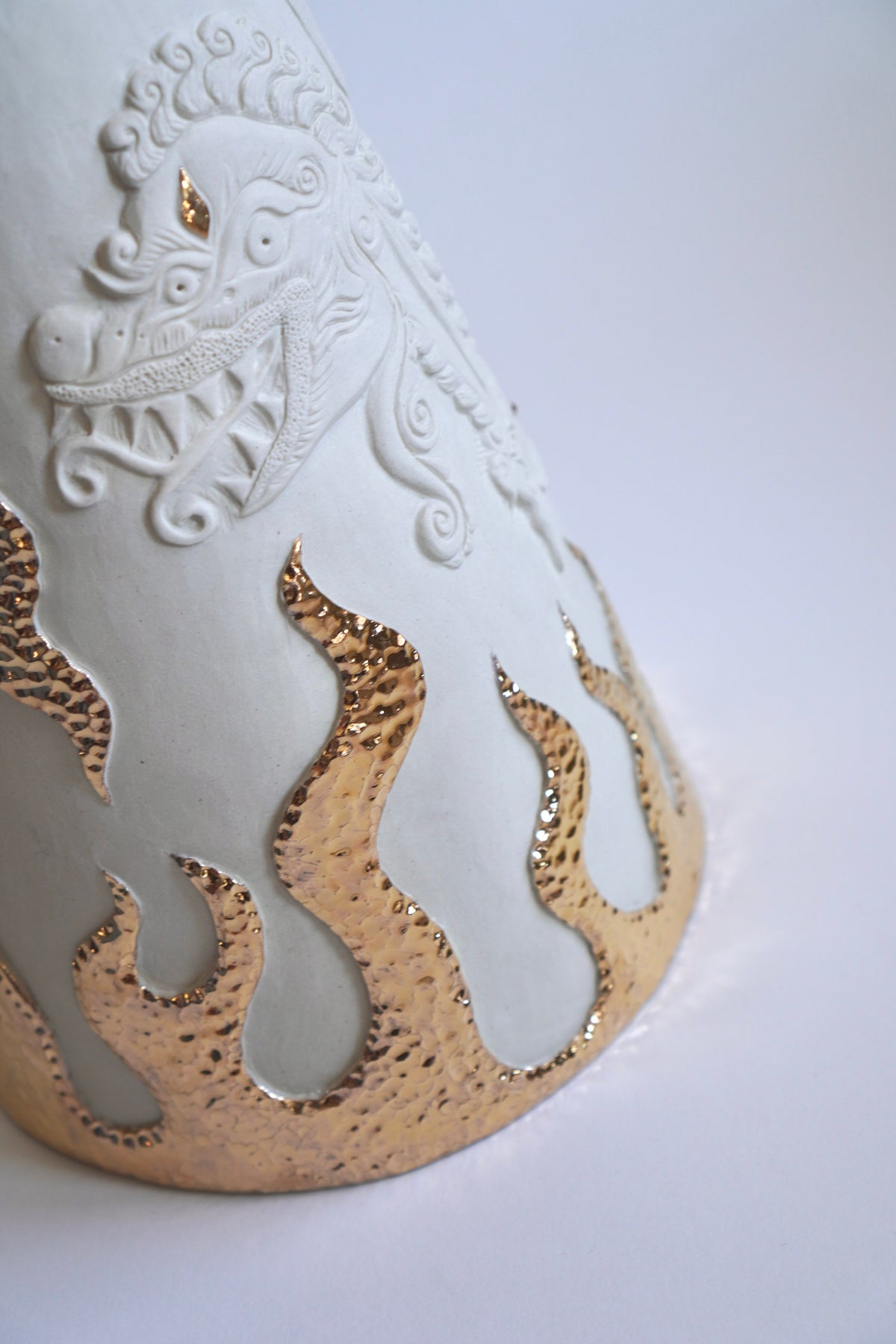 Ukiran Table Lamp by Tantri Mustika