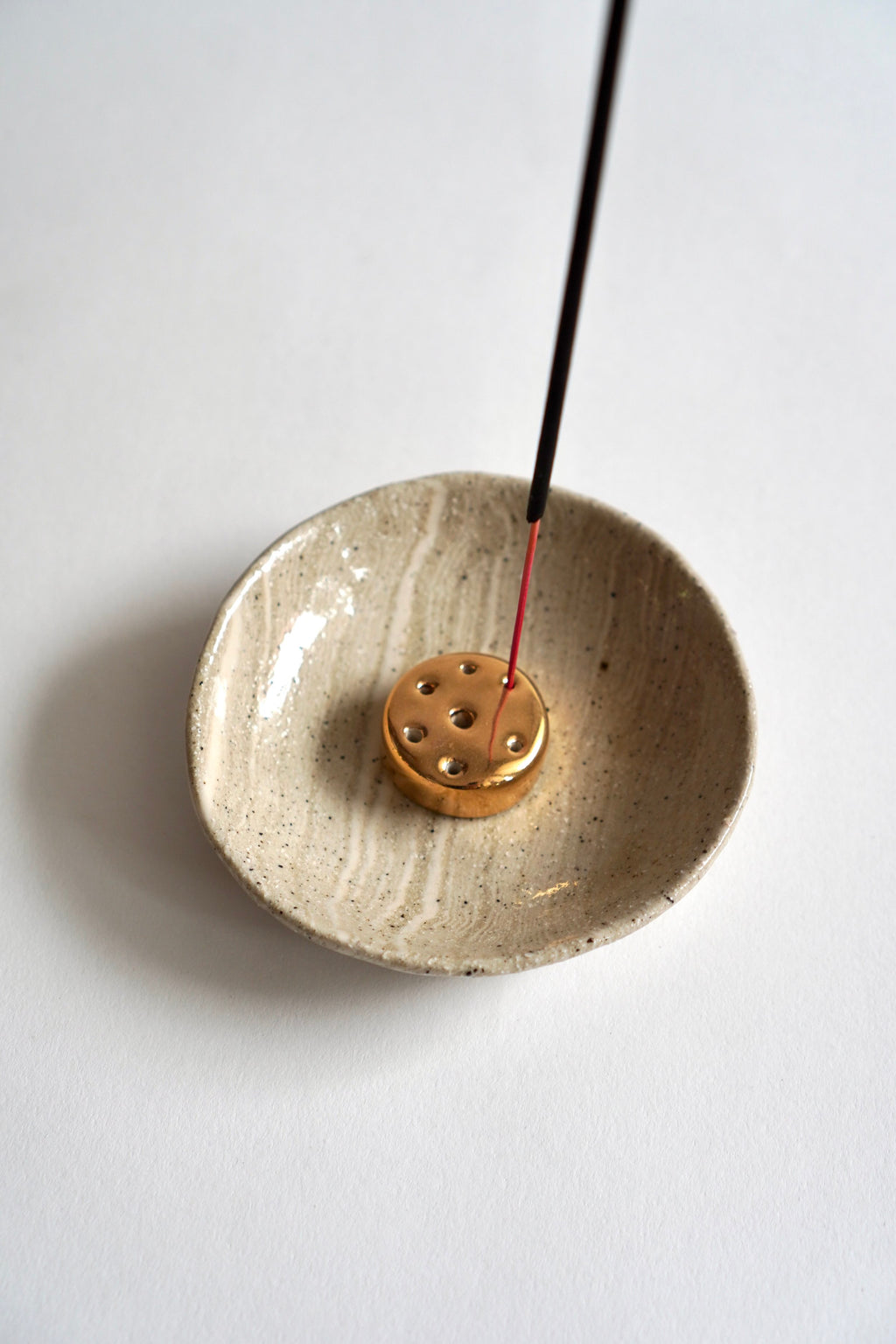 Incense Bowl Gift Pack in Oat by Tantri Mustika