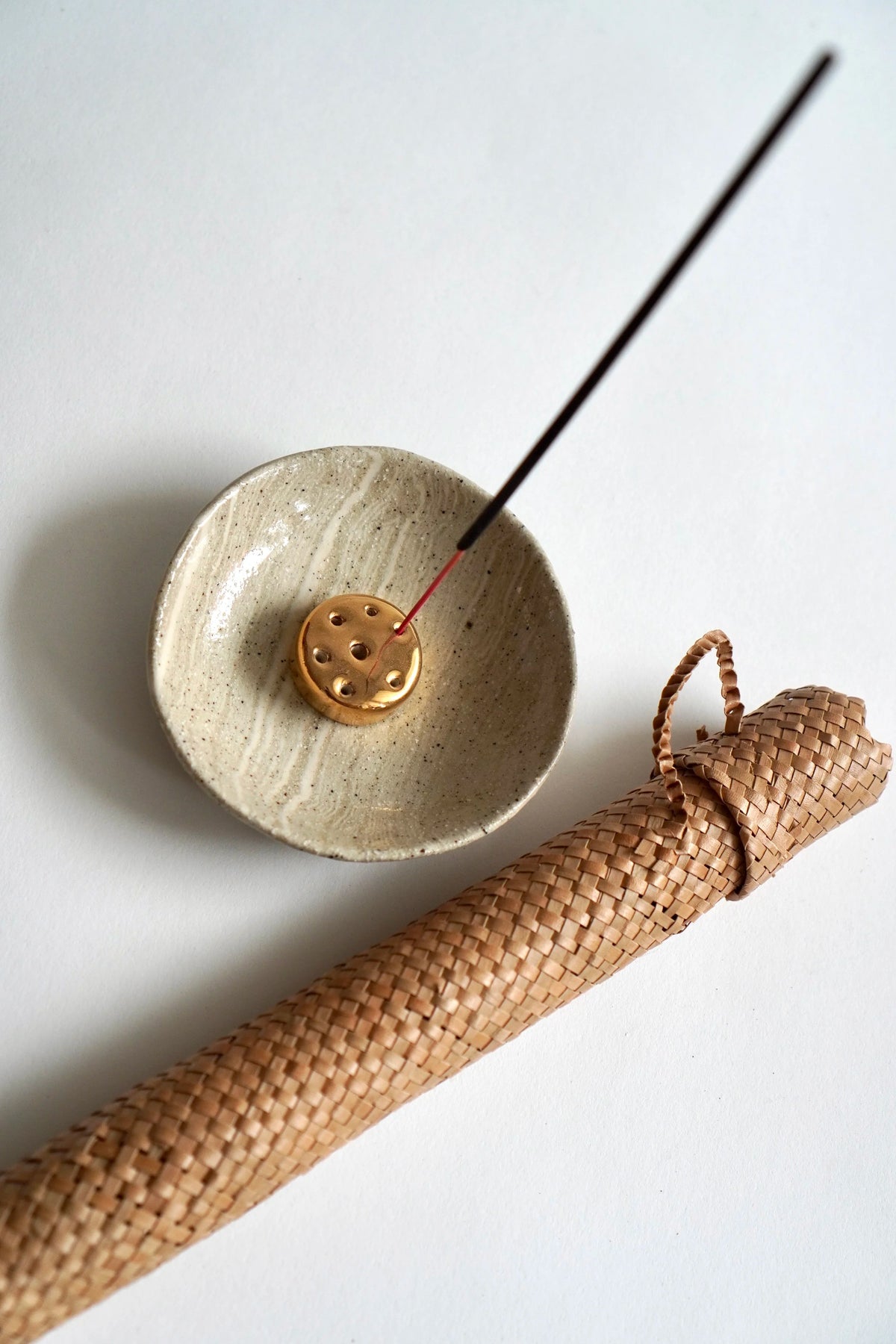 Incense Bowl Gift Pack in Oat by Tantri Mustika