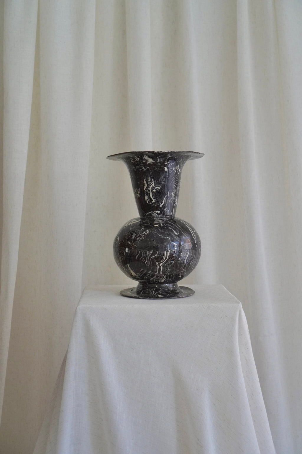 Marbled Relic Vase in Carbon Black by Tantri Mustika