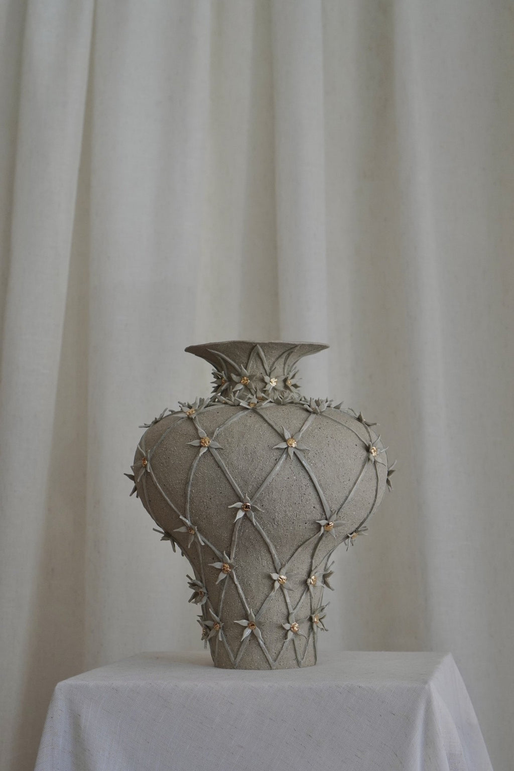 Lattice vessel by Tantri Mustika, Synthesis 2026