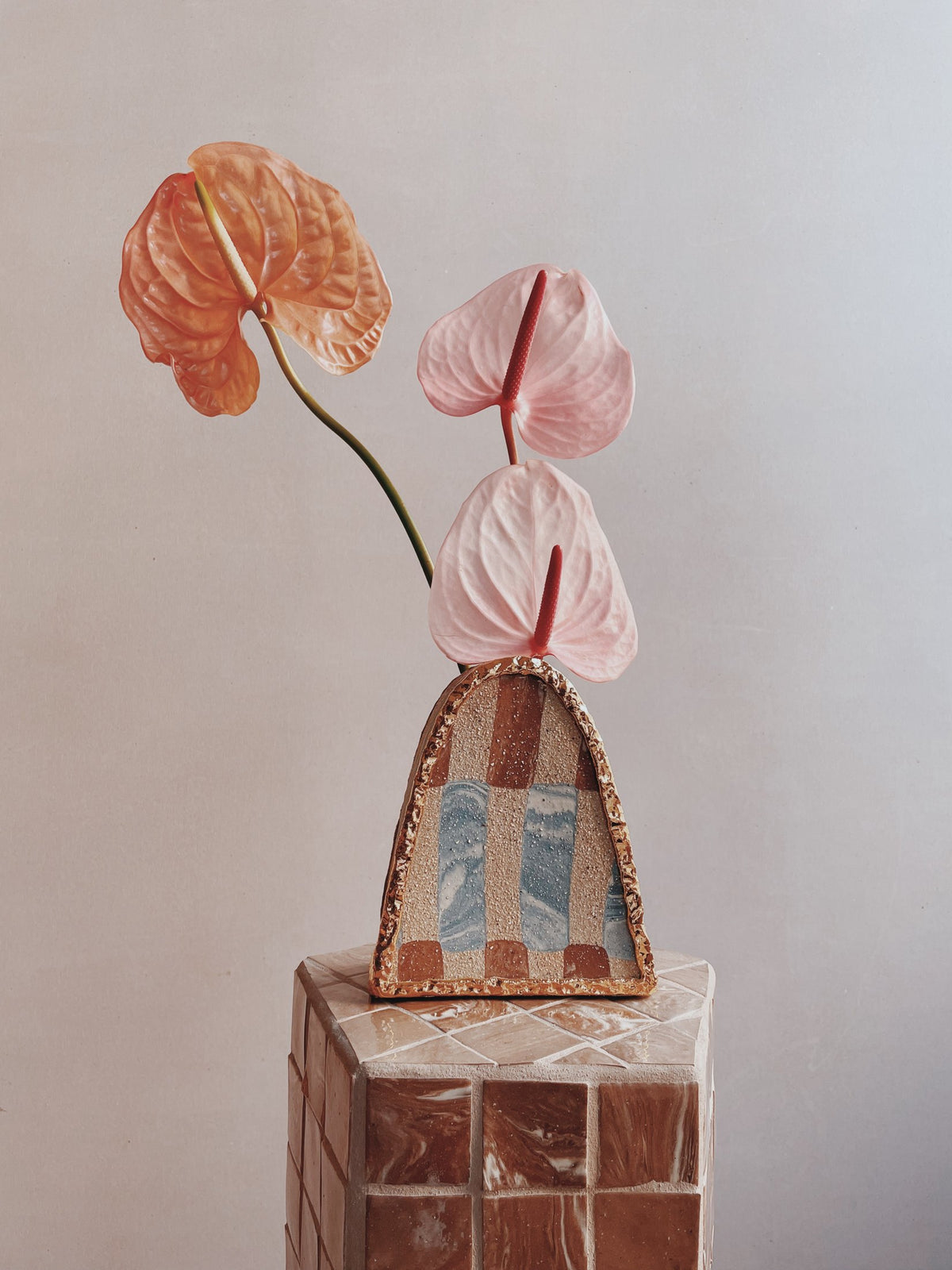 Striped nerikomi arch vase, by Tantri Mustika